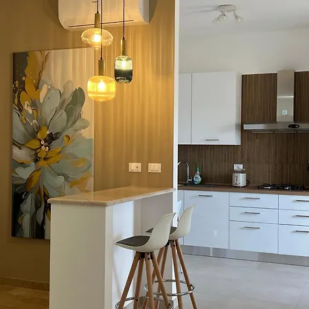 Apartment Tramquility House *